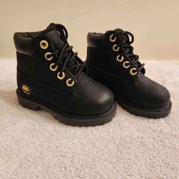 Black Classic Timberland Boots 4 - Picture 4 of 14
